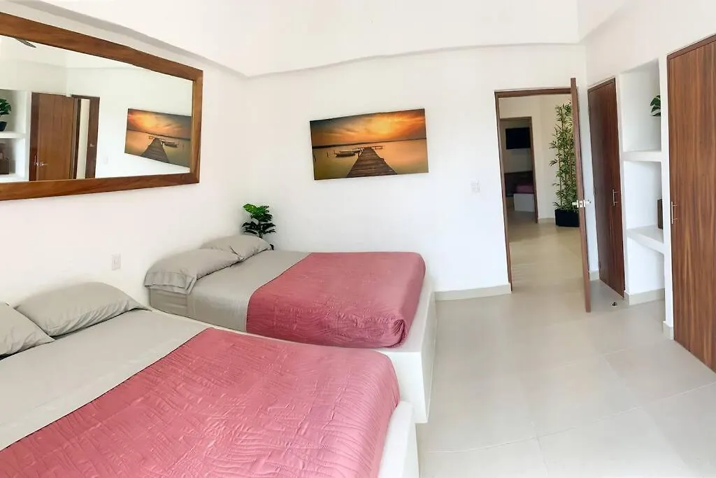 Pez Volador Villa Cancun Mexico